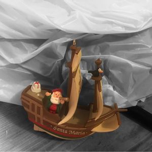 Vintage 1992 500 years New World with Santa on the Santa Maria Xmas ornament